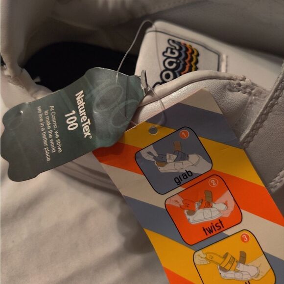 New Goats while leather sneaker with two Vel-cro zips women's comfortable size 8 - Picture 4 of 5